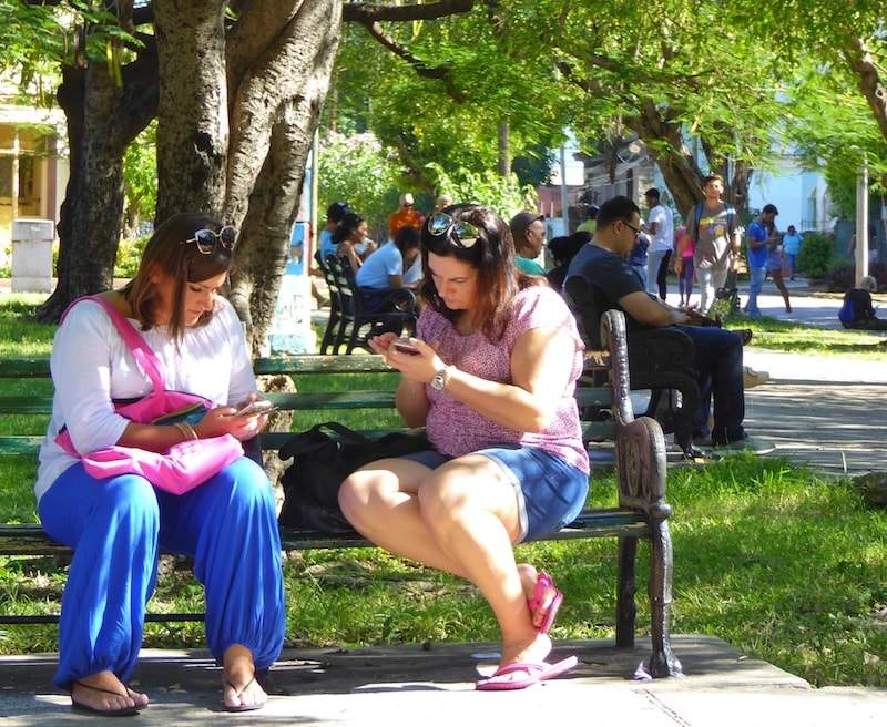 Wi-Fi-zone-Cuba