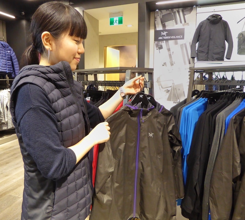 packable-lightweight-rain-jacket-store