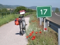danube-bike-path-between-river-and-road