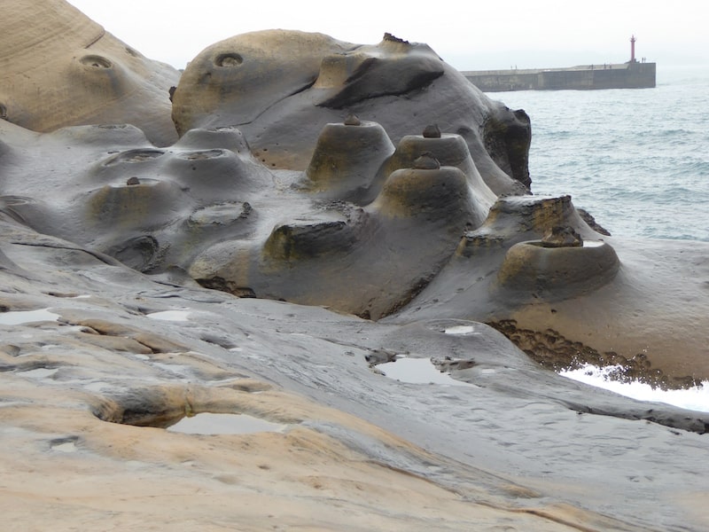 yehliu-candle-rocks