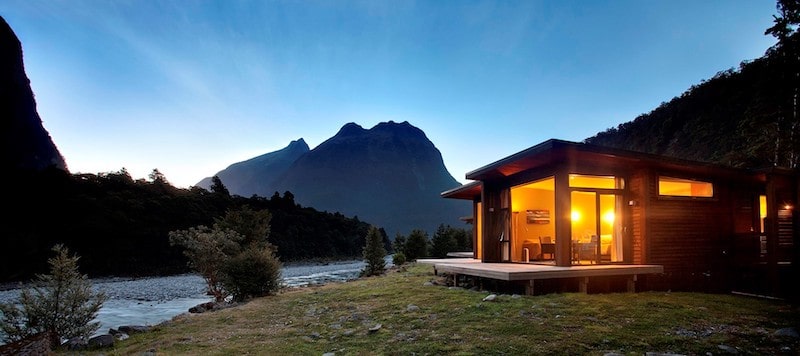 riverside-chalet-milford-sound