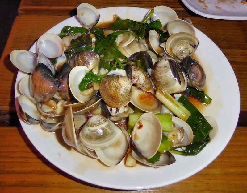stir-fried-clams-Tamsui-Taiwan