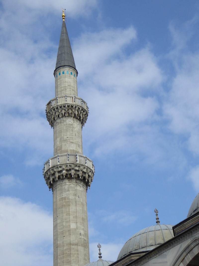 Sulemaniye-Mosque-Istanbul-minaret