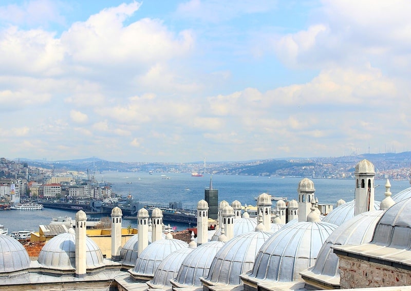 Suleymaniye-Mosque-Istanbul-view-Sea-of-Marmara