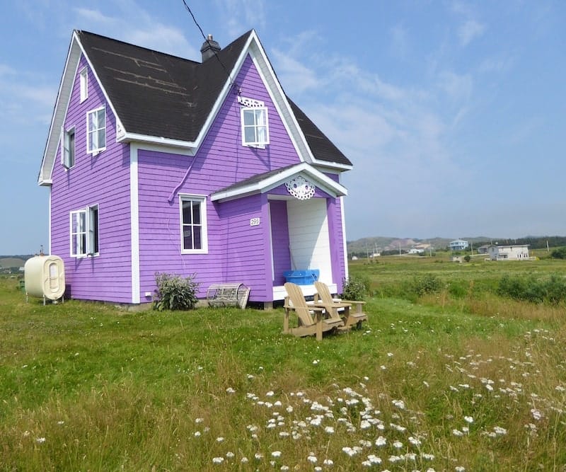 colourful-houses-Magdalen-Islands