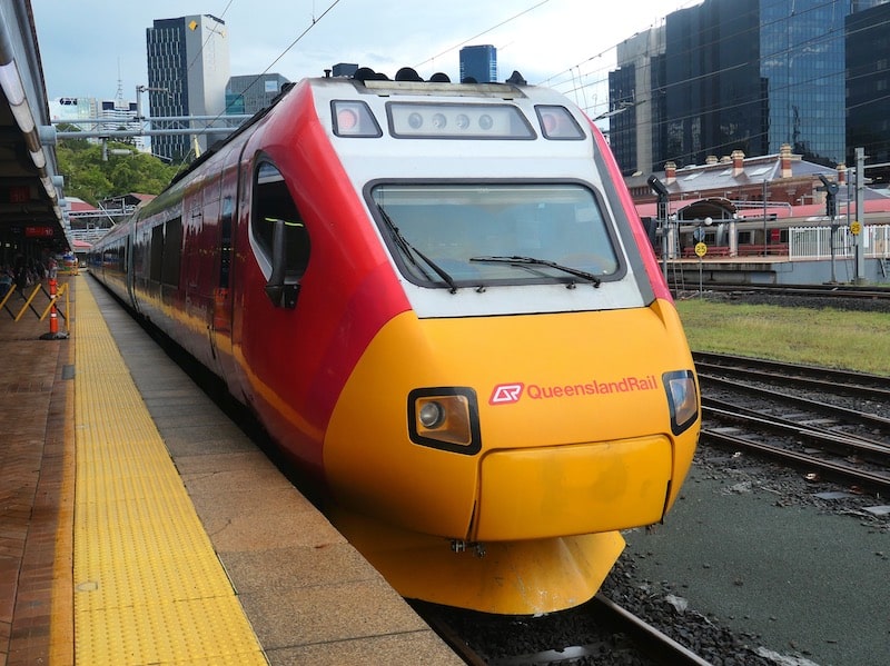 train trips from brisbane to cairns