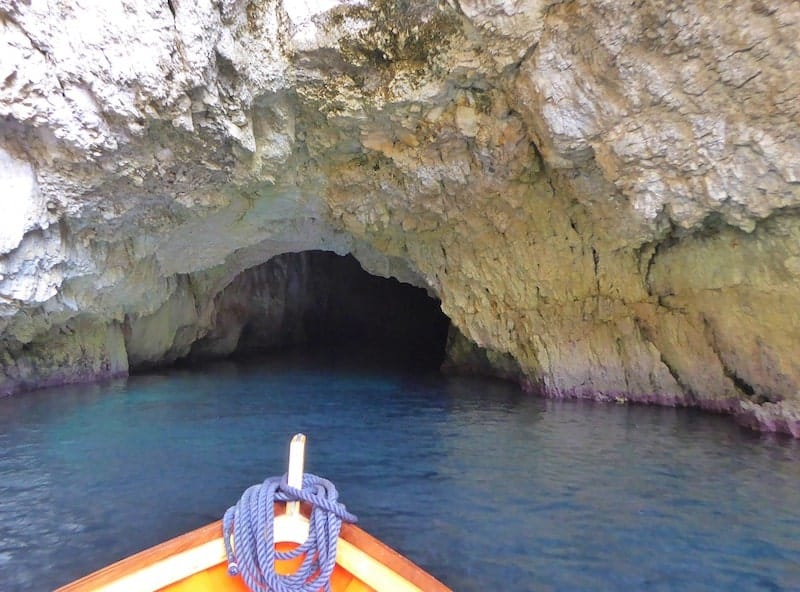 malta-blue-grotto-cave-entrance