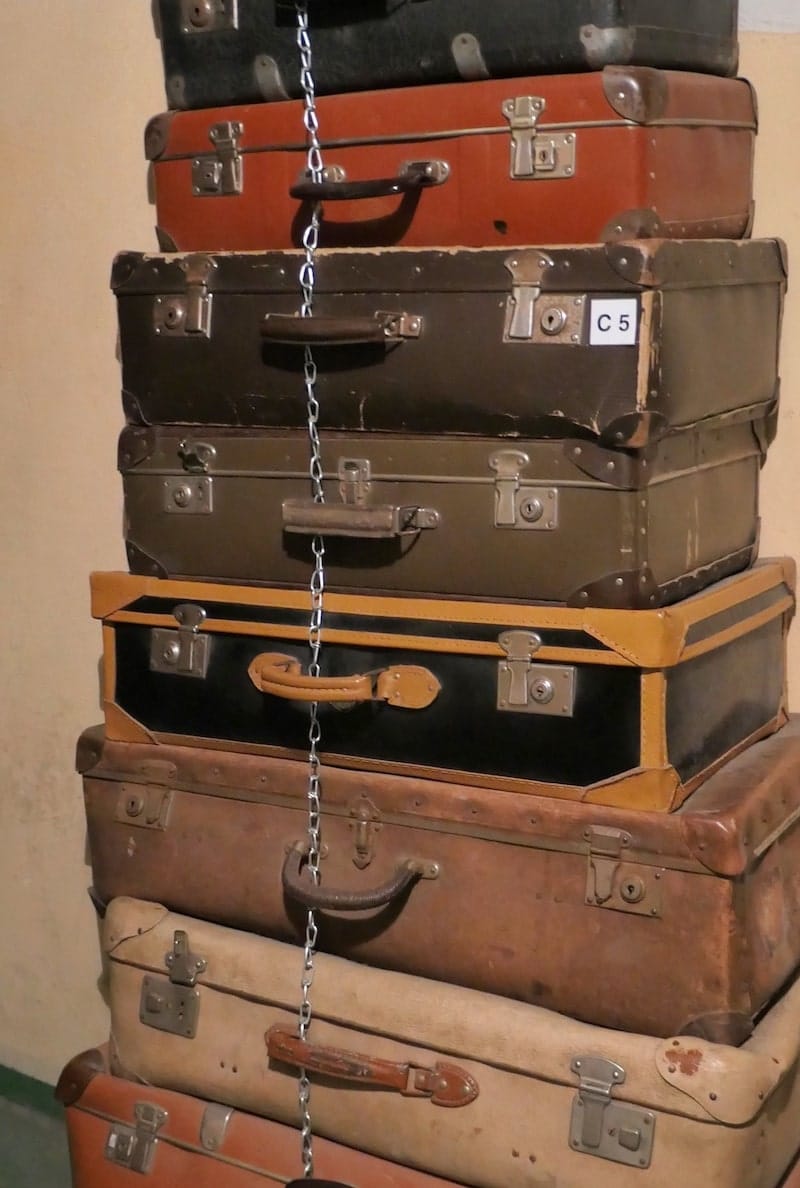 Prague-nuclear-bunker-tour-suitcases