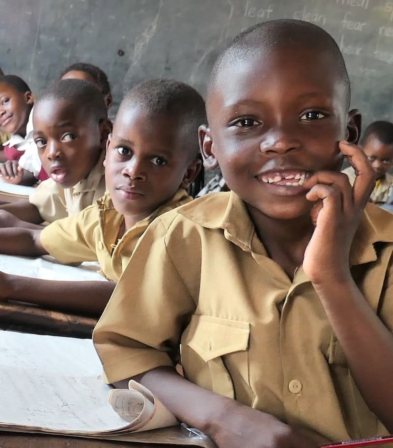 children-zimbabwe-classroom