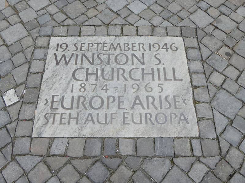 Vinston-churchill-plaque-zurich
