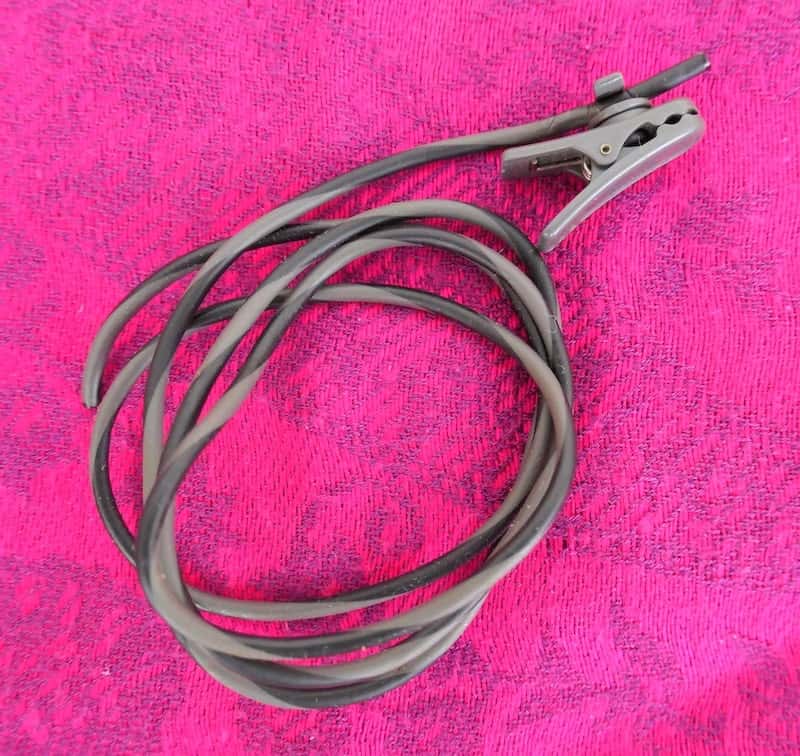 cap-leash-with-plastic-clip