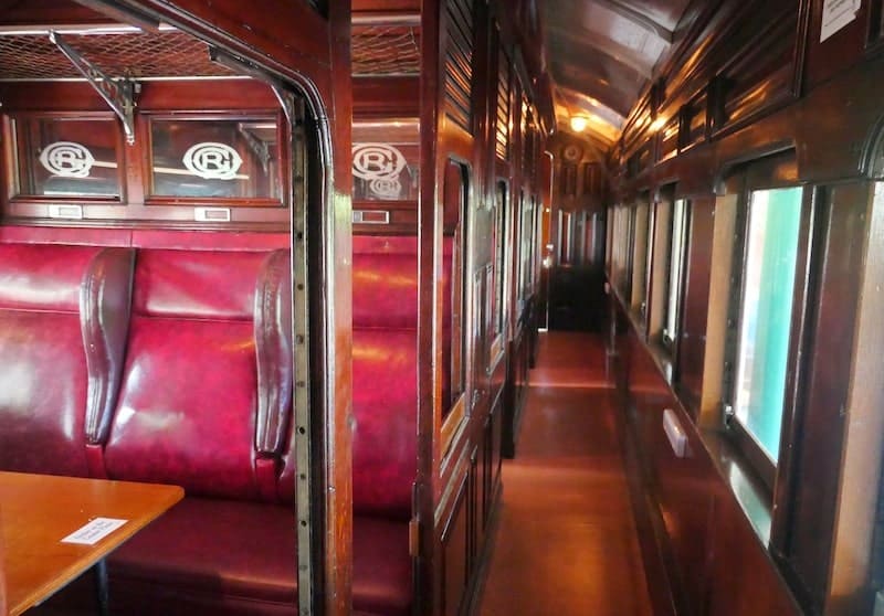 freshwater-station-historic-carriage