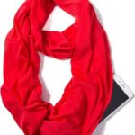 infinity-scarf-hidden-pocket