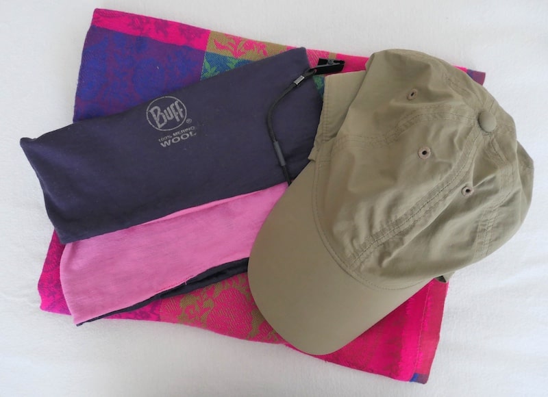 headwear-neckwear-packing-light-travel