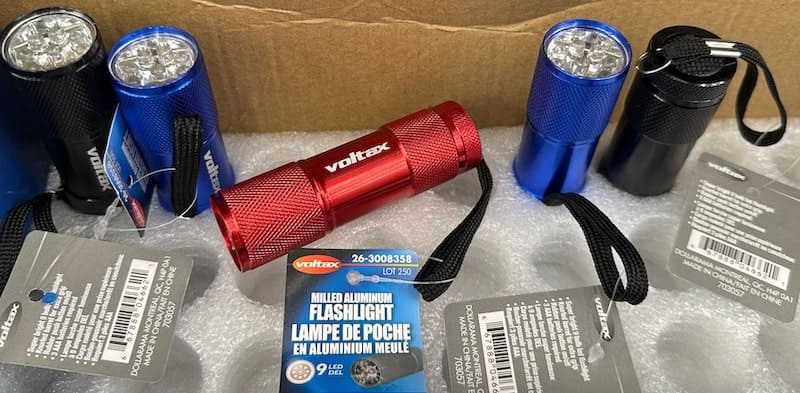 dollar-store-flashlight