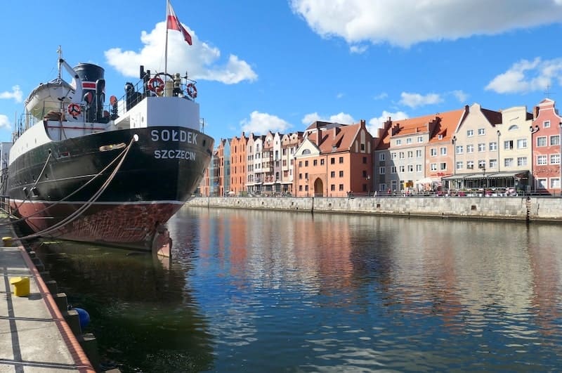 motlawa-river-gdansk-poland