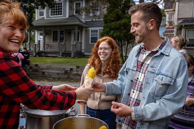 scarecrow-festival-corn-boil