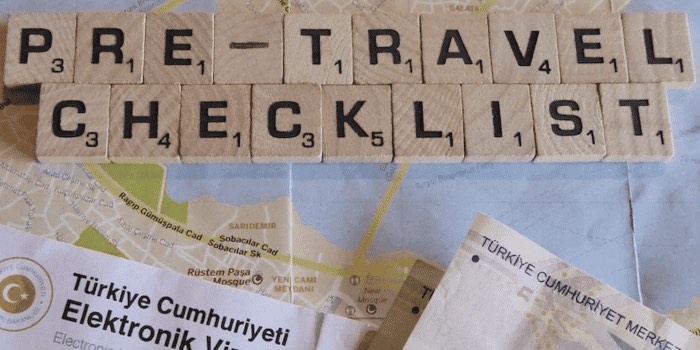 How to create a pre-travel checklist of important tasks