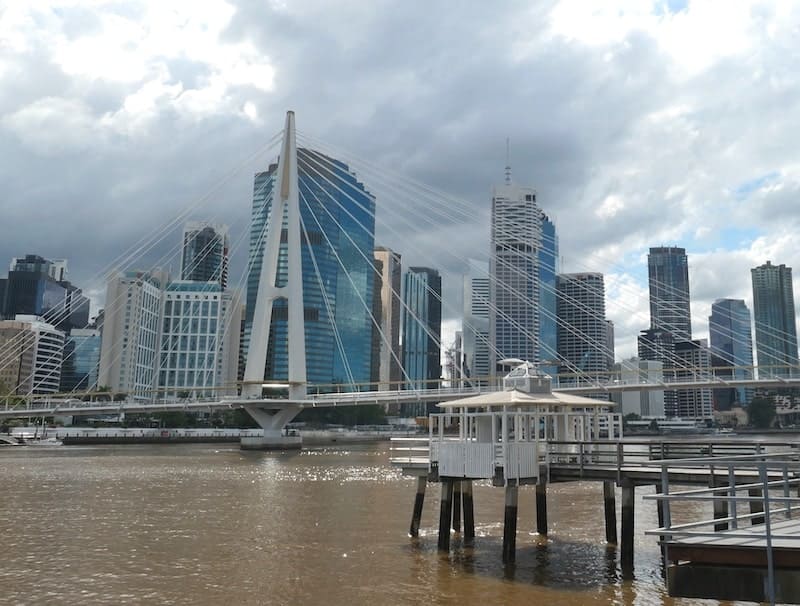 kangaroo-point-riverwalk-brisbane