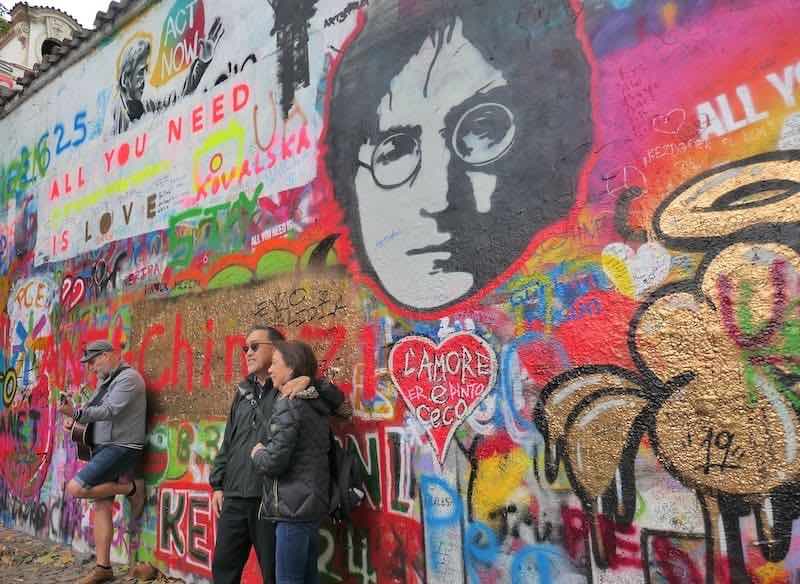 lennon-wall-prague