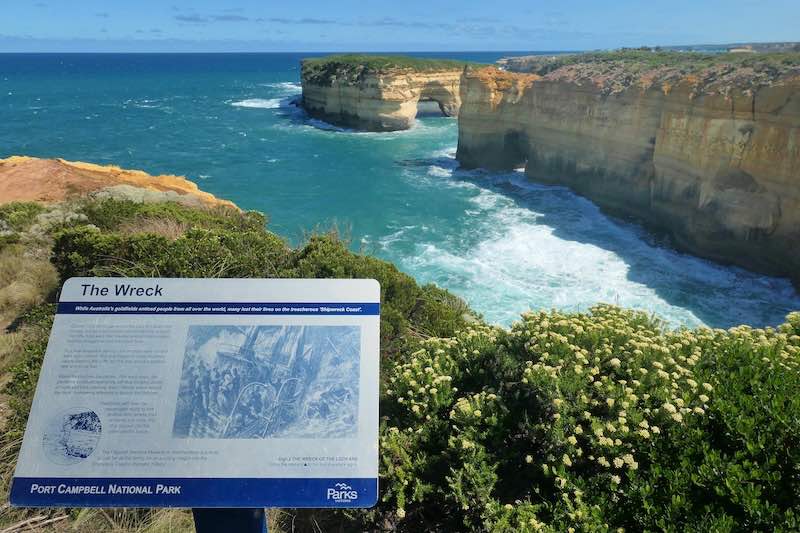 loch-ard-gorge-great-ocean-road-australia