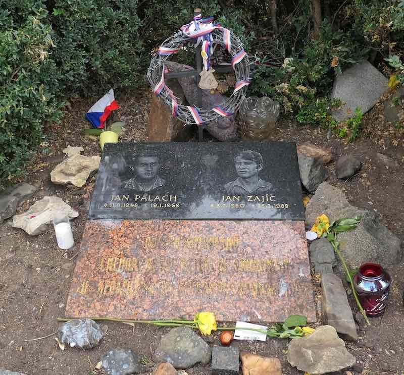 palach-and-zajic-memorial-prague