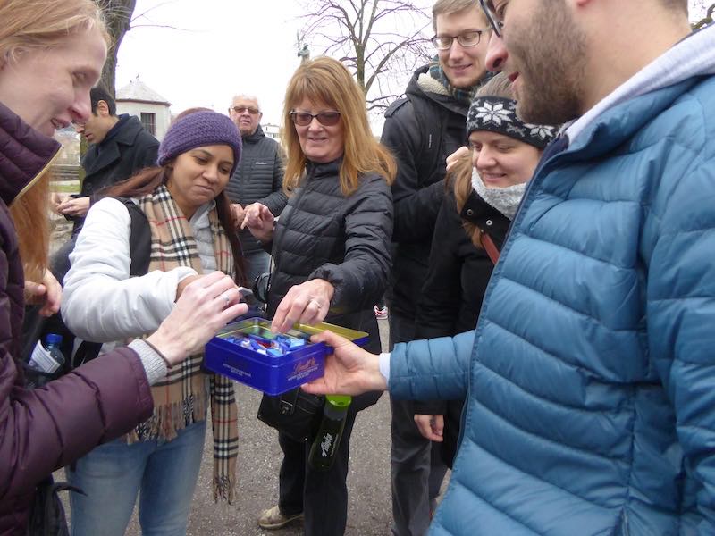poll-on-chocolates-zurich-walking-tour