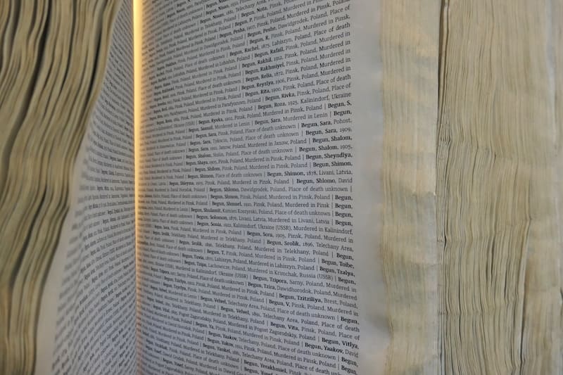 book-of-names-auschwitz